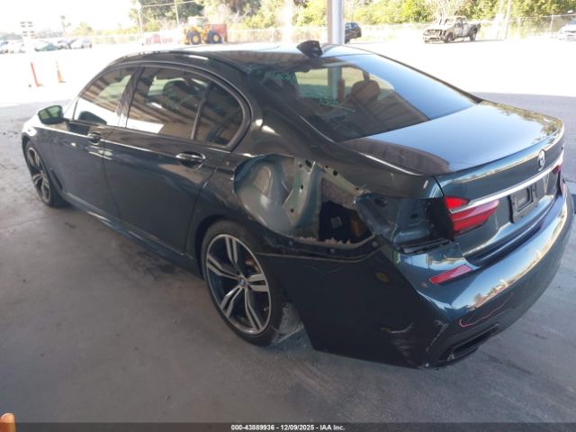 2017 BMW 750I WBA7F0C3XHGM22215 Photo 2