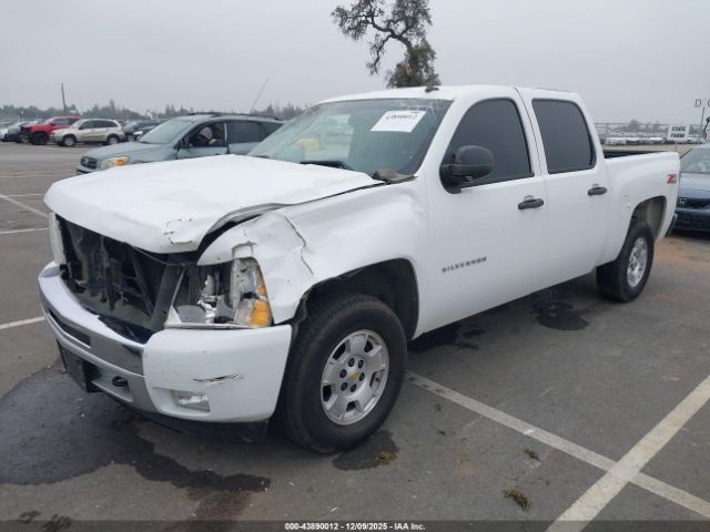 2013 CHEVROLET SILVERADO 1500 3GCPKSE79DG305556 Photo 1