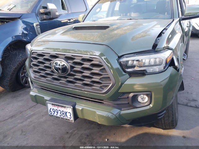 3TMAZ5CN4NM170610 Toyota Tacoma Trd Sport