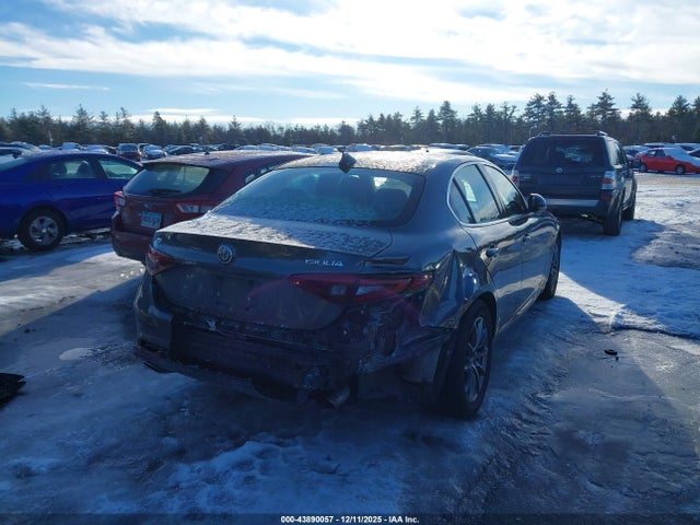 ZARFANANXK7603178 Alfa Romeo Giulia Awd
