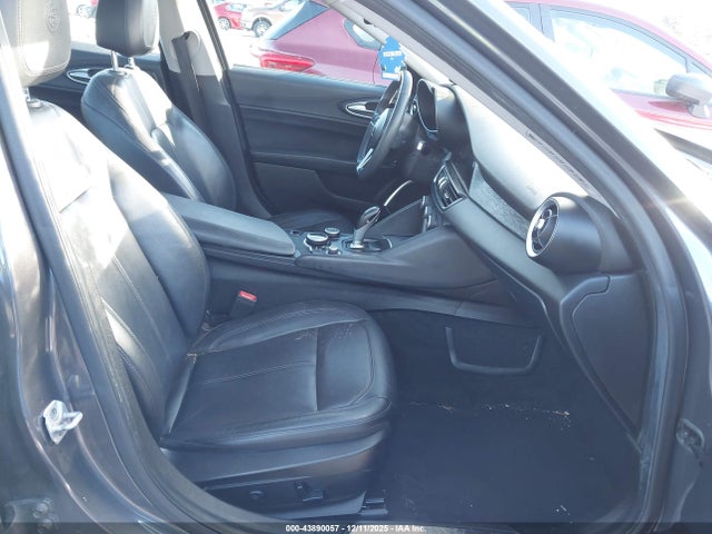 ZARFANANXK7603178 Alfa Romeo Giulia Awd