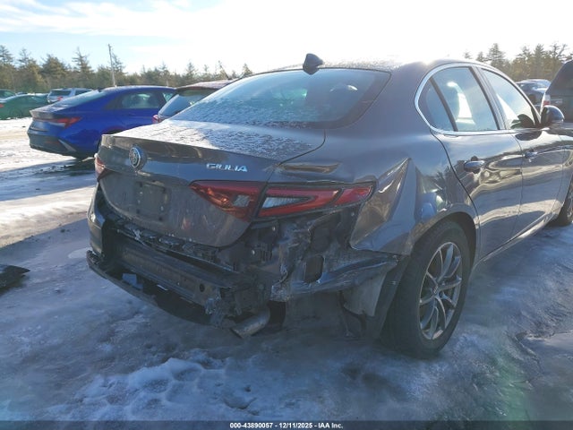 ZARFANANXK7603178 Alfa Romeo Giulia Awd