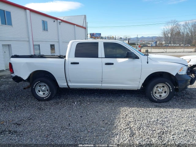1C6RR7KG2GS377273 RAM 1500 Tradesman