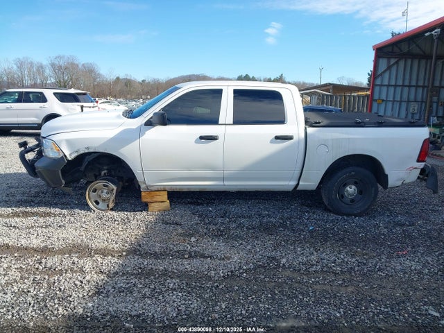 1C6RR7KG2GS377273 RAM 1500 Tradesman