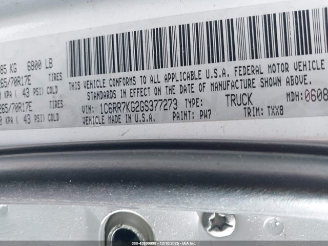 2016 RAM 1500 1C6RR7KG2GS377273 Photo 8