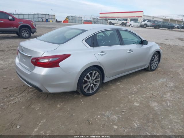 2018 NISSAN ALTIMA 1N4AL3AP8JC181265 Photo 3