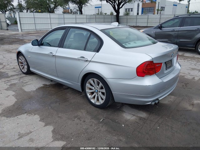 Aukcja sprzedaży 2010 Bmw 328i, vin: WBAPH7C59AA175752, numer aukcji: 43890182