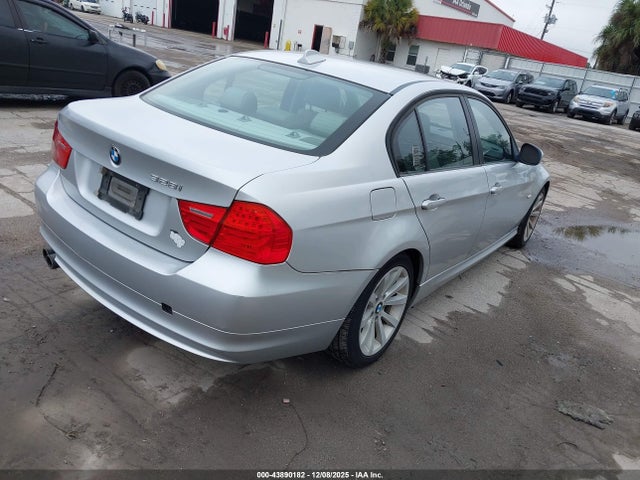 Aukcja sprzedaży 2010 Bmw 328i, vin: WBAPH7C59AA175752, numer aukcji: 43890182