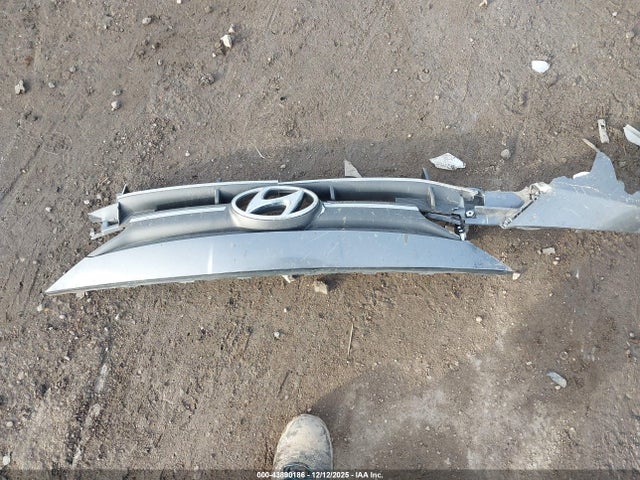 5NPD84LF8KH408527 Hyundai ELANTRA SEL