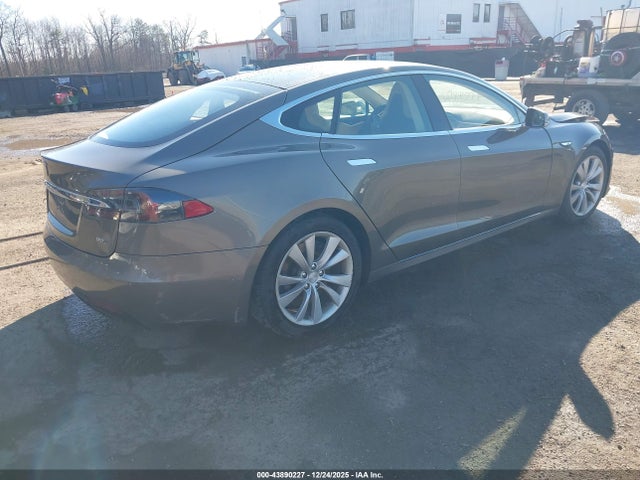 2016 TESLA MODEL S 5YJSA1E29GF155860 Photo 3