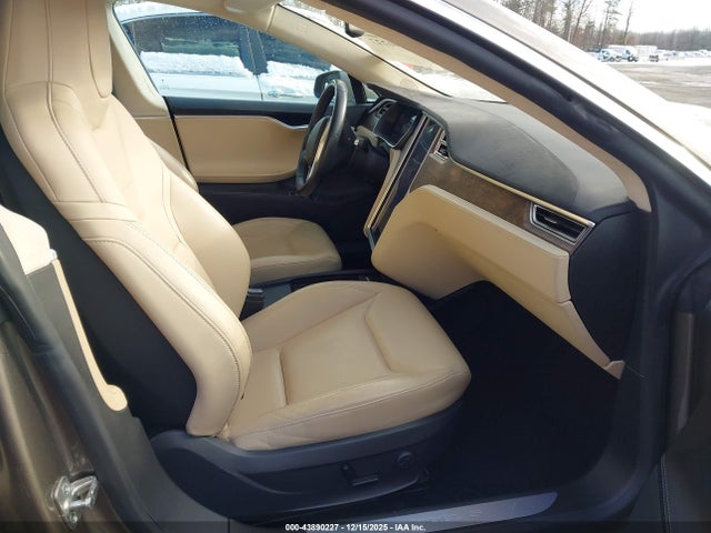 2016 TESLA MODEL S 5YJSA1E29GF155860 Photo 4