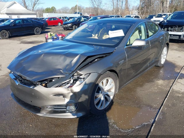 2016 TESLA MODEL S 5YJSA1E29GF155860 Photo 5