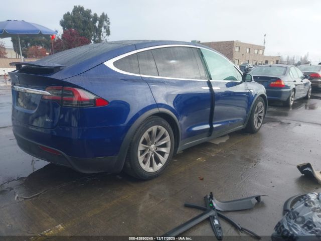 2016 TESLA MODEL X 5YJXCBE26GF004996 Photo 3