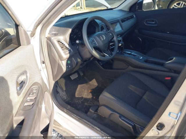 2022 HONDA HR-V 3CZRU5H50NM726822 Photo 4