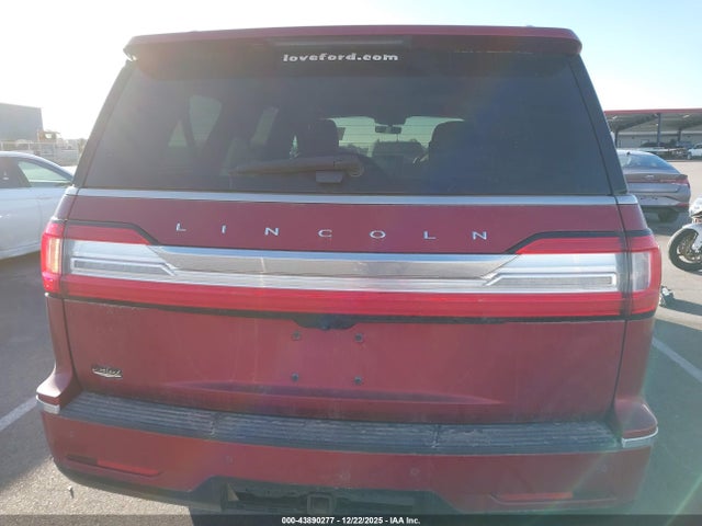 5LMJJ3LT7JEL08126 Lincoln Navigator L Reserve