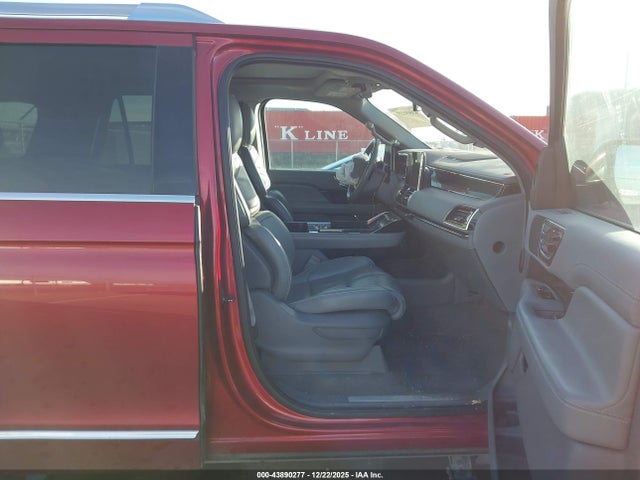 5LMJJ3LT7JEL08126 Lincoln Navigator L Reserve