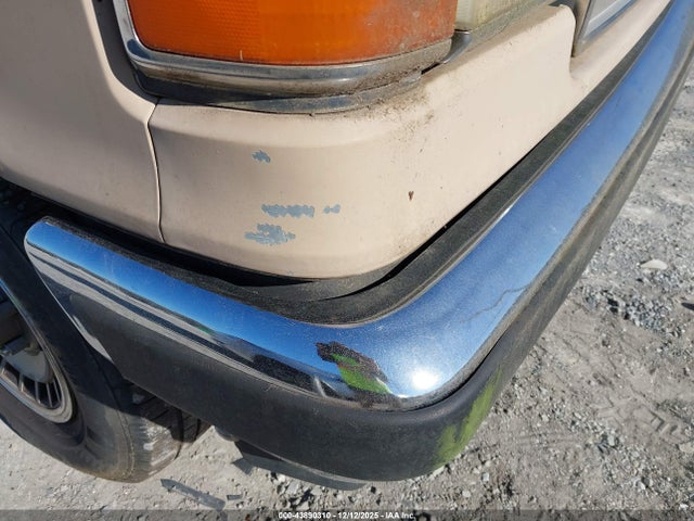 43890310 :رقم المزاد ، 1FTCF15N1HNB06221 vin ، 1987 Ford F150 مزاد بيع