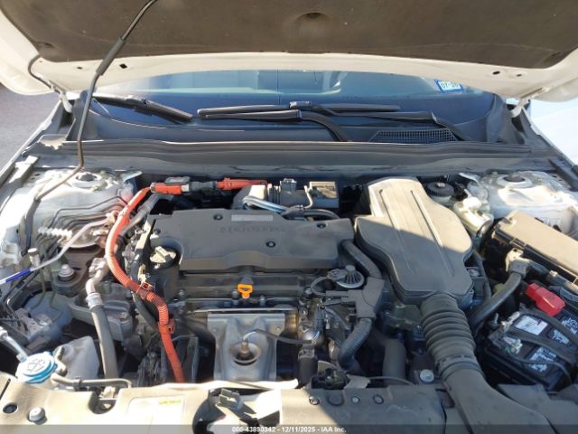 2018 HONDA ACCORD HYBRID 1HGCV3F57JA016471 Photo 9