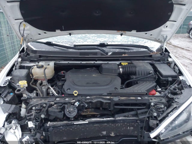 2021 Chrysler Voyager Lxi მანქანა იყიდება აუქციონზე, vin: 2C4RC1DG8MR506490, აუქციონის ნომერი: 43890370