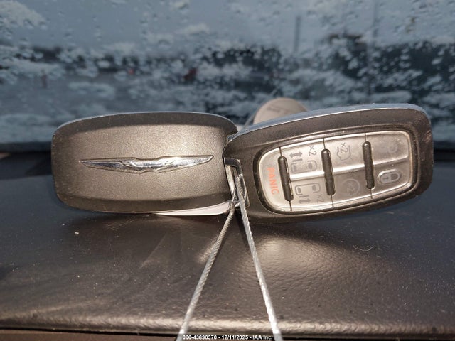 2021 Chrysler Voyager Lxi მანქანა იყიდება აუქციონზე, vin: 2C4RC1DG8MR506490, აუქციონის ნომერი: 43890370
