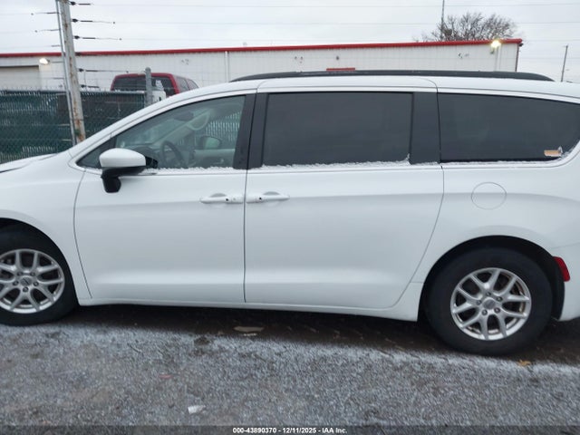2021 Chrysler Voyager Lxi მანქანა იყიდება აუქციონზე, vin: 2C4RC1DG8MR506490, აუქციონის ნომერი: 43890370