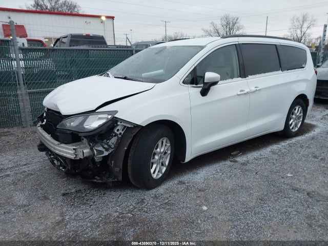 2021 Chrysler Voyager Lxi მანქანა იყიდება აუქციონზე, vin: 2C4RC1DG8MR506490, აუქციონის ნომერი: 43890370