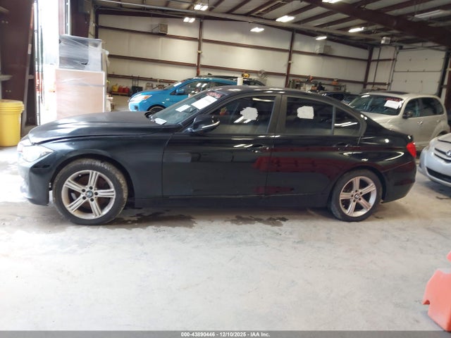 43890446 :رقم المزاد ، WBA3B3G5XFNR87841 vin ، 2015 Bmw 328i Xdrive مزاد بيع