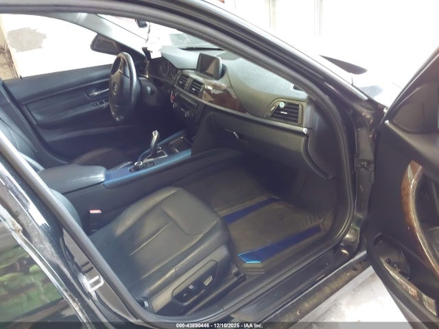 2015 BMW 328I WBA3B3G5XFNR87841 Photo 4