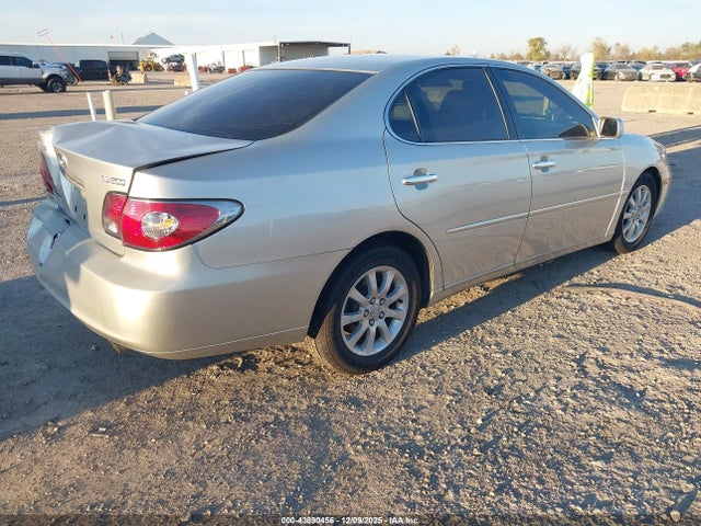 2003 LEXUS ES 300 JTHBF30G536010688 Photo 3