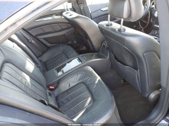 2012 MERCEDES-BENZ CLS 550 WDDLJ7DB8CA032293 Photo 7