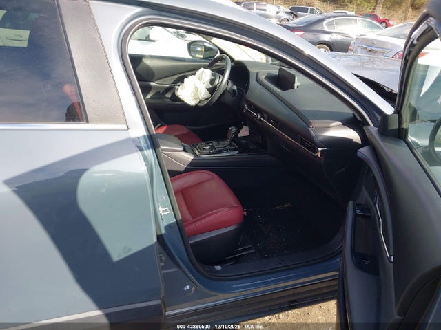 3MVDMBCL6NM421389 Mazda Cx-30 Carbon Edition