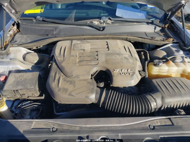 2015 CHRYSLER 300 2C3CCAAG4FH766537 Photo 9