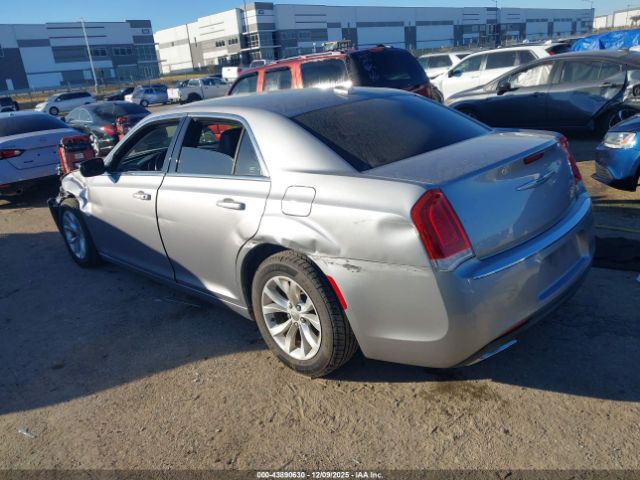2015 CHRYSLER 300 2C3CCAAG4FH766537 Photo 2