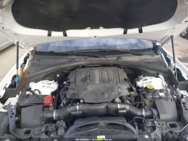 2017 JAGUAR F-PACE SADCJ2BV2HA054554 Photo 9