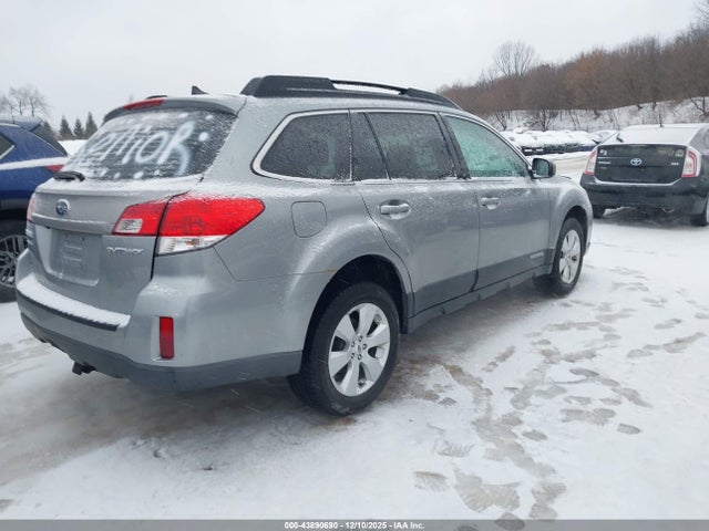 43890690 :رقم المزاد ، 4S4BRCKC9B3439802 vin ، 2011 Subaru Outback 2.5i Limited مزاد بيع