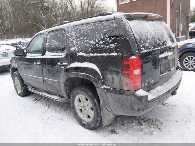 43890696 :رقم المزاد ، 1GNSKBE01BR395013 vin ، 2011 Chevrolet Tahoe Lt مزاد بيع