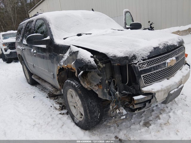 43890696 :رقم المزاد ، 1GNSKBE01BR395013 vin ، 2011 Chevrolet Tahoe Lt مزاد بيع
