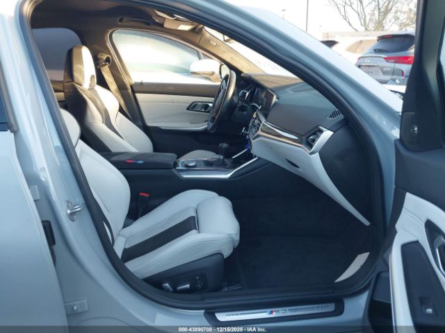 2021 BMW M3 WBS53AY08MFK99479 Photo 4