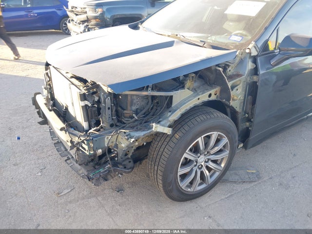 2019 CADILLAC XT4 1GYFZER43KF102132 Photo 5