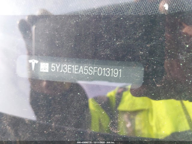 2025 TESLA MODEL 3 5YJ3E1EA5SF013191 Photo 8
