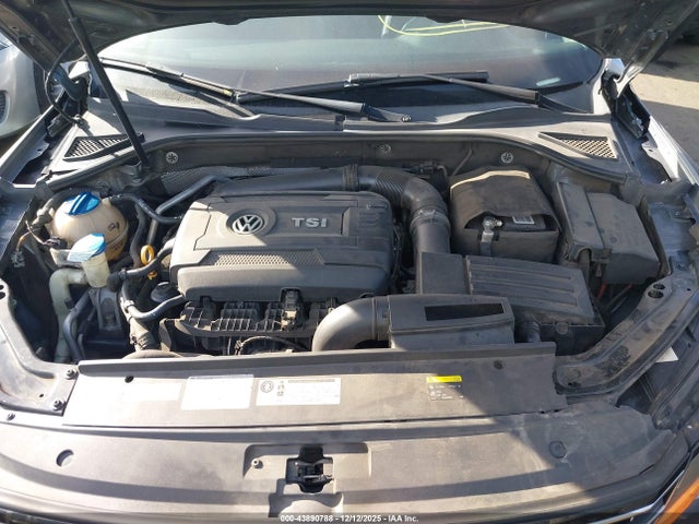 Продаж на аукціоні авто 2016 Volkswagen Passat 1.8t Se, vin: 1VWBT7A32GC049045, номер лоту: 43890788