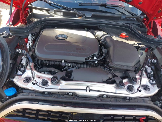 43890949 :رقم المزاد ، WMW53GD00S2W68515 vin ، 2025 Mini Hardtop Cooper S مزاد بيع