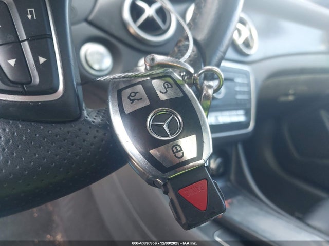 2018 MERCEDES-BENZ CLA 250 WDDSJ4GB0JN544089 Photo 10
