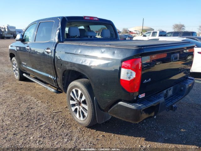 2017 TOYOTA TUNDRA 5TFHW5F10HX668513 Photo 2