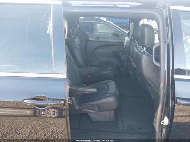 2025 CHRYSLER PACIFICA 2C4RC1BG5SR585469 Photo 7