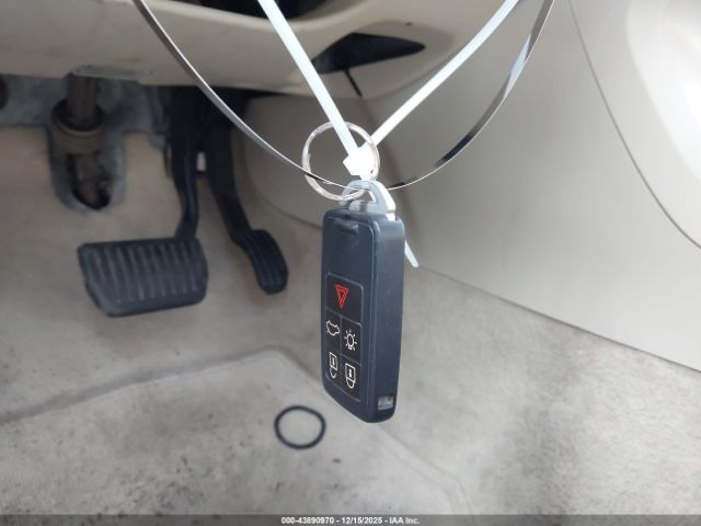 2015 VOLVO V60 YV140MEKXF1260633 Photo 10