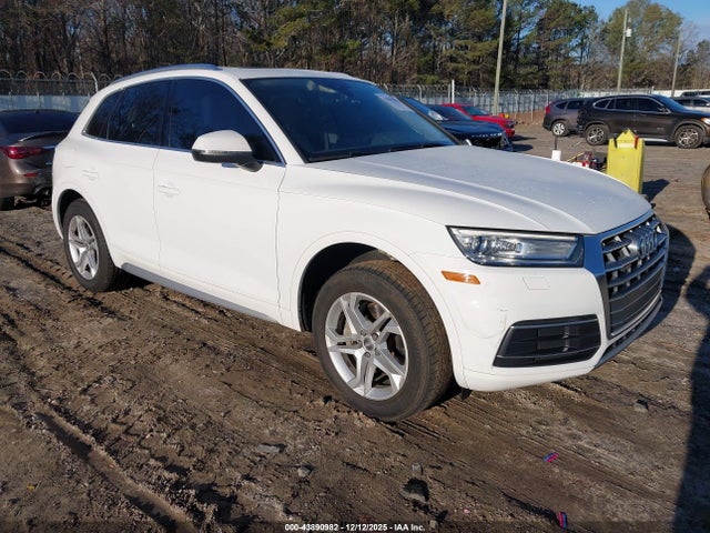 2019 AUDI Q5 WA1ANAFY7K2064160 Photo 0