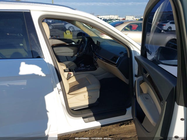 2019 AUDI Q5 WA1ANAFY7K2064160 Photo 4