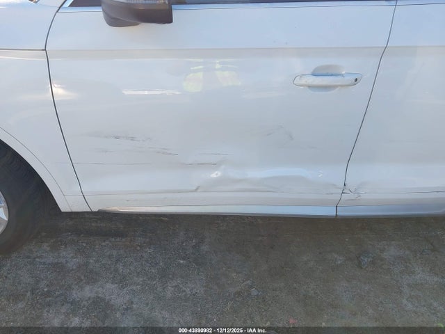 2019 AUDI Q5 WA1ANAFY7K2064160 Photo 5