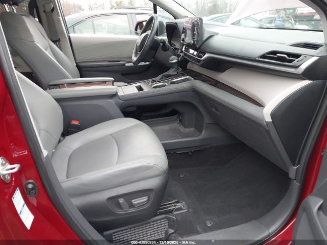 2022 TOYOTA SIENNA 5TDJSKFC4NS042252 Photo 4